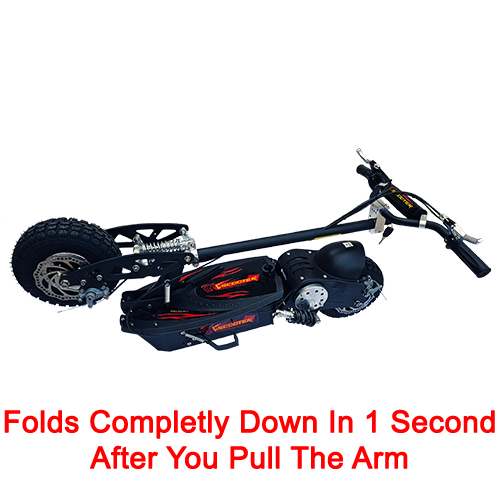 Folds down in 1 second by pulling arm